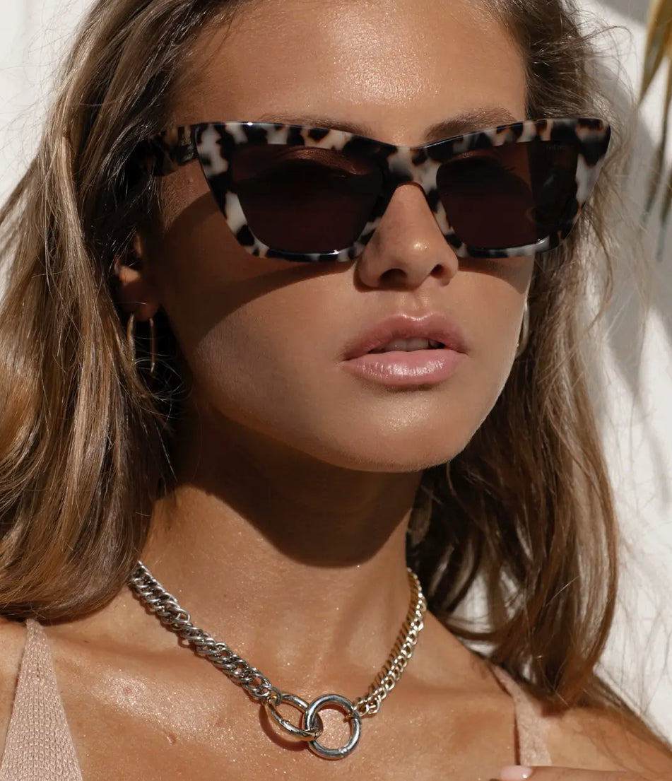 Siena Acetate Womens Cat Eye Sunglasses