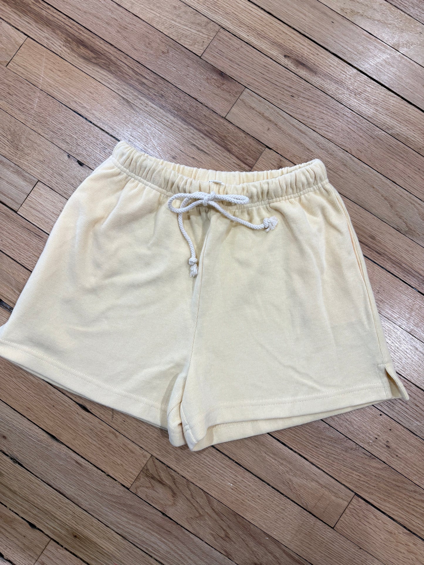 Bella short multiple colors