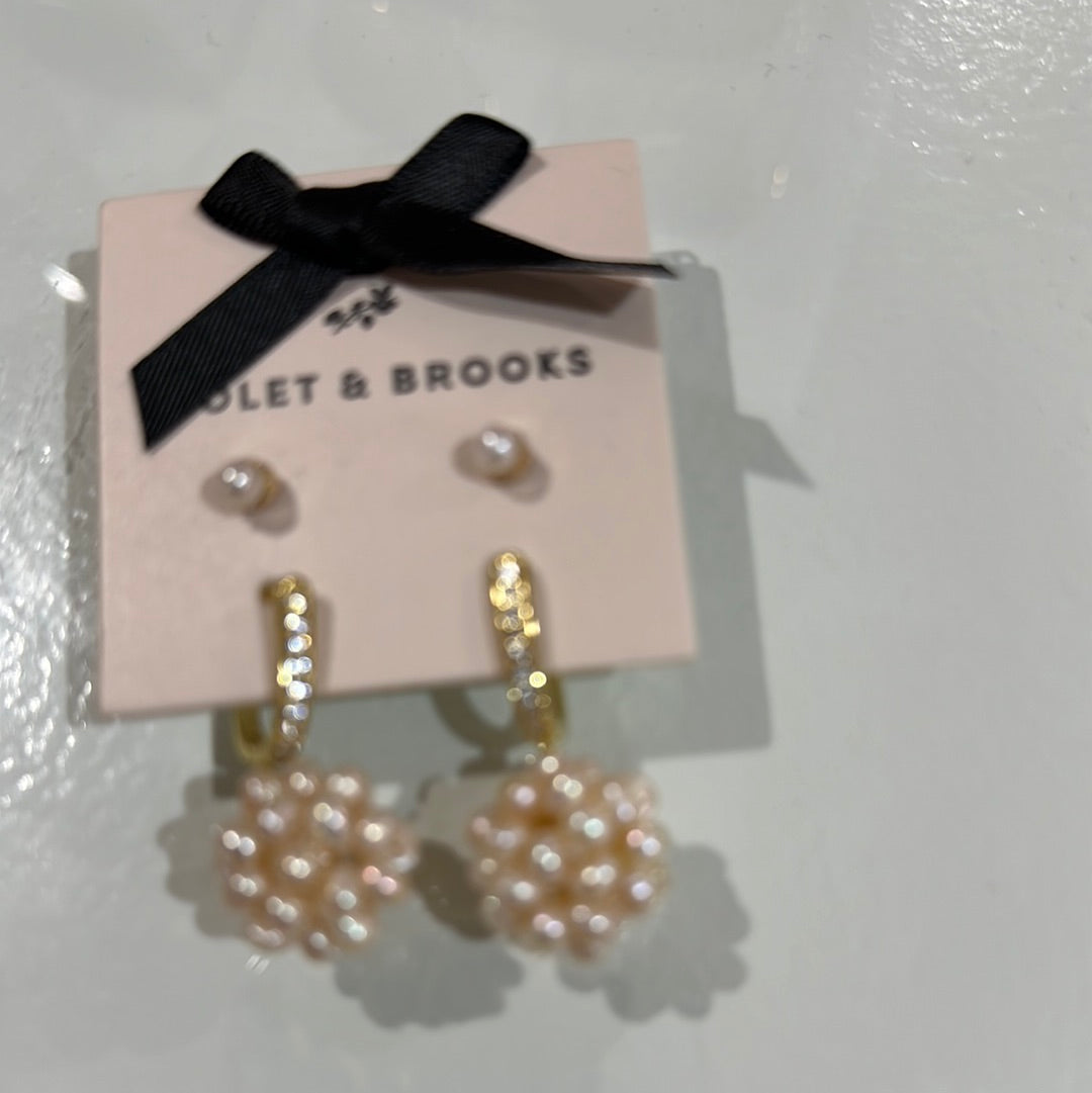 VB Pearl Duet Earring