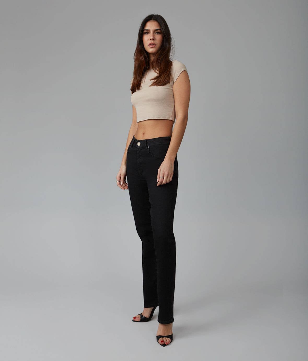 DENVER-BLK High Rise Straight Jeans 31" Inseam - Lola