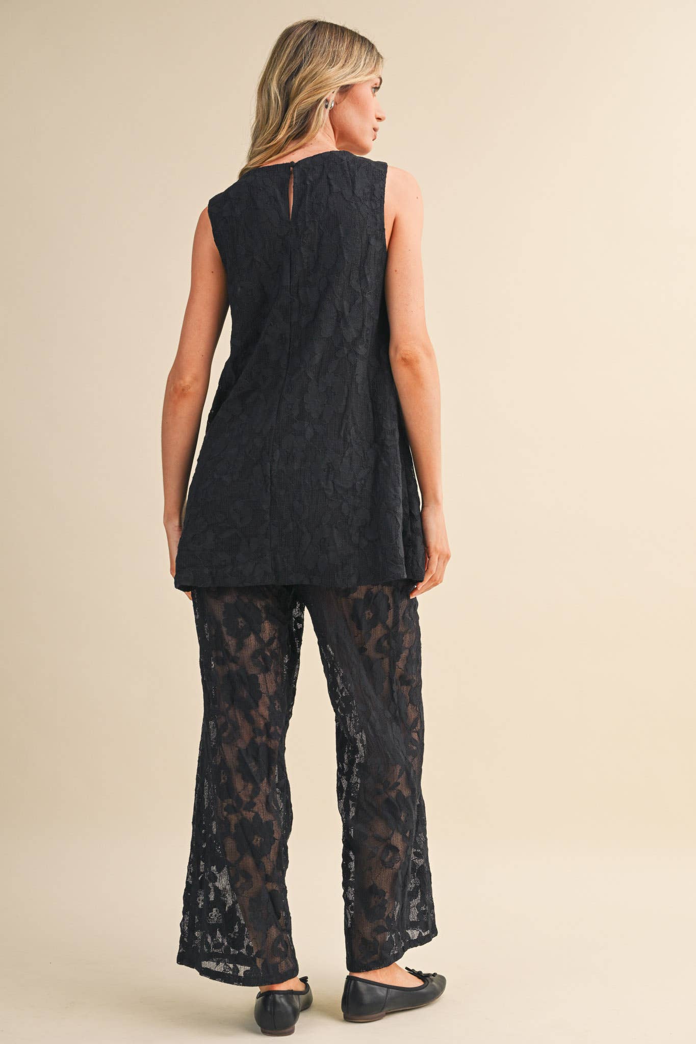 LACE SLEEVELESS TUNIC AND WIDE LEG PANTS SET
