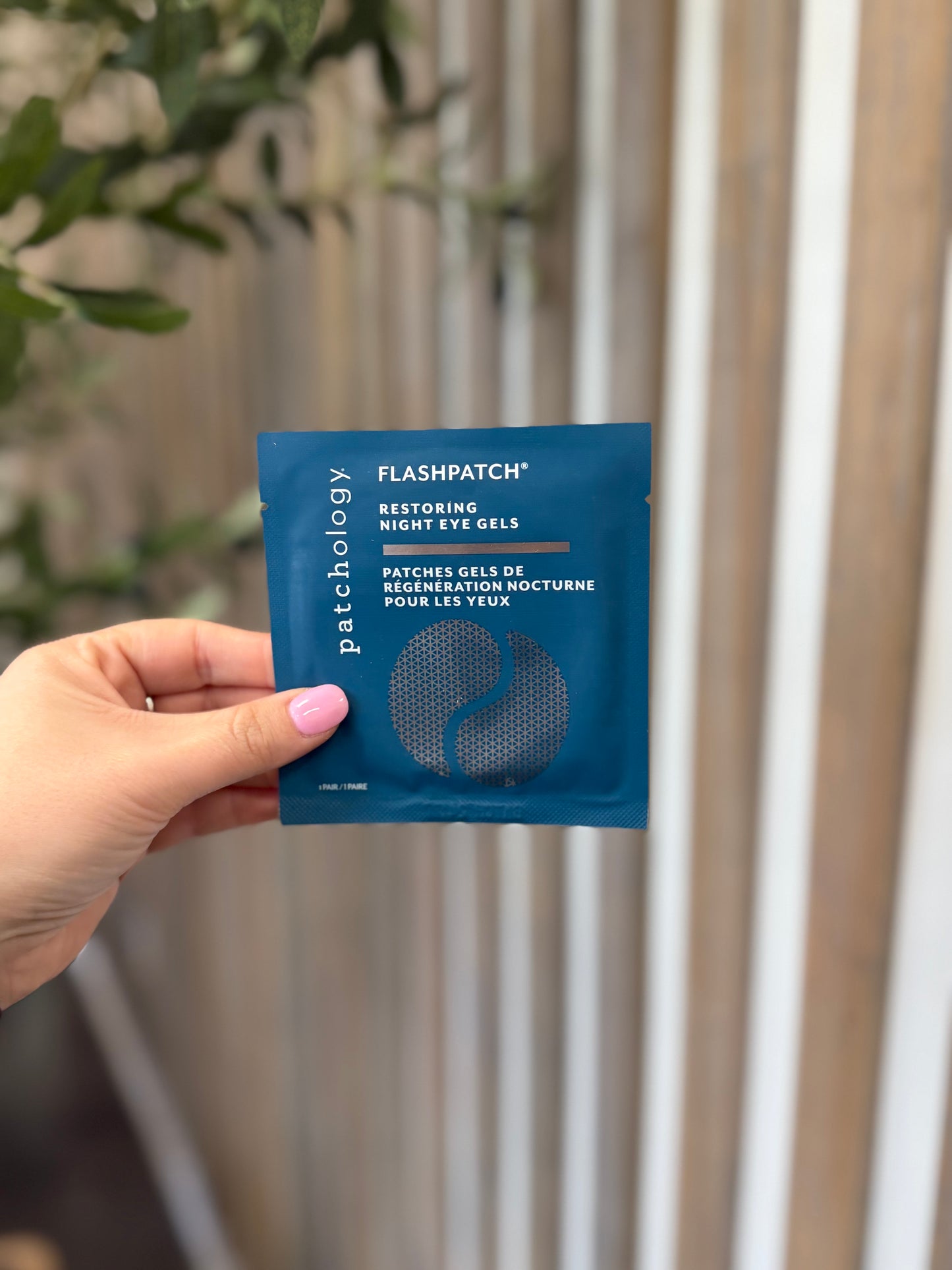 Flash patch eye patches