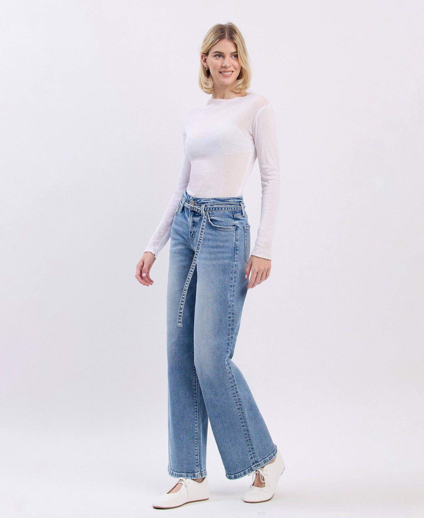 HIGH RISE SELF BELT WIDE JEANS Lucid