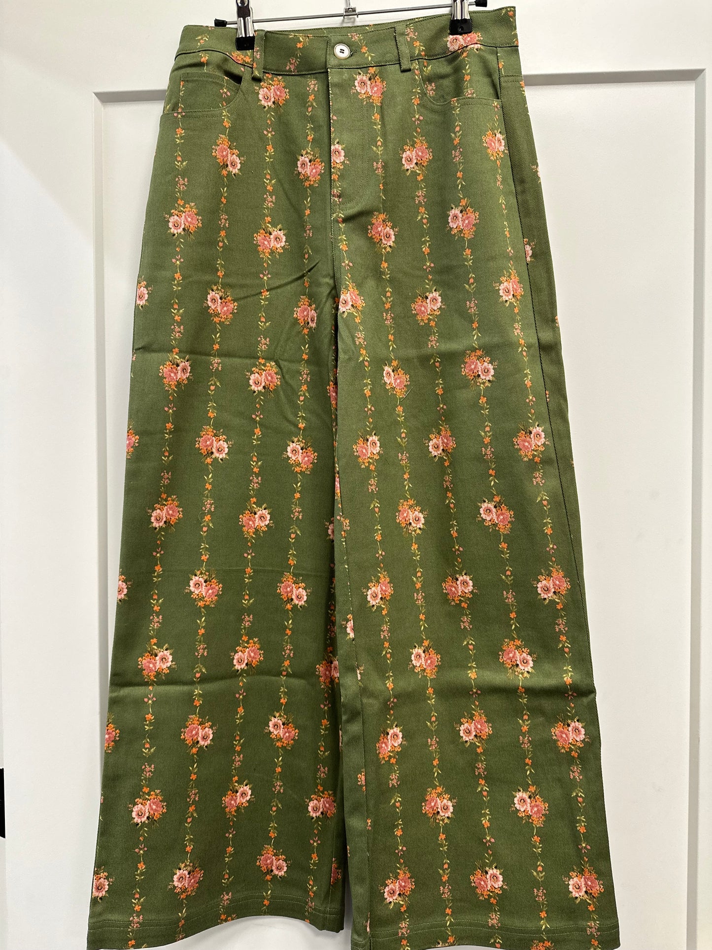 Leigha Pant