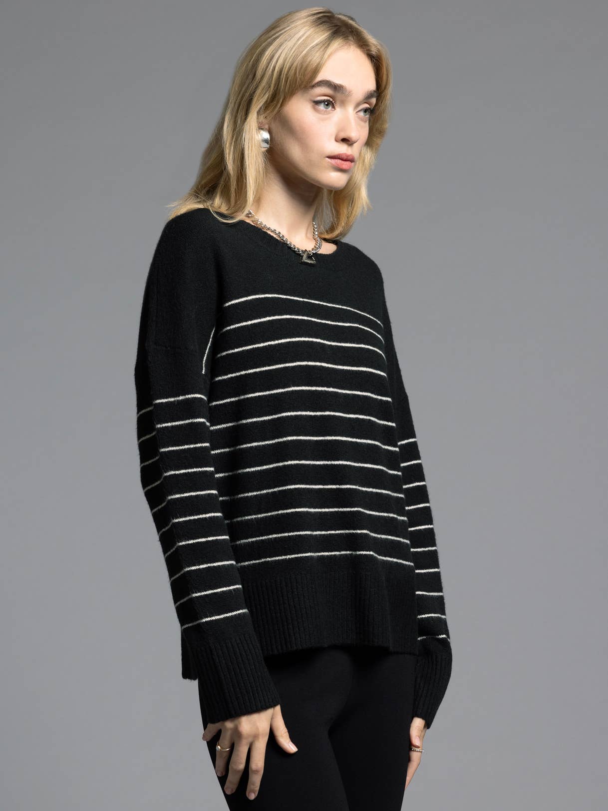 Crewneck Striped Sweater - KISHA SWEATER