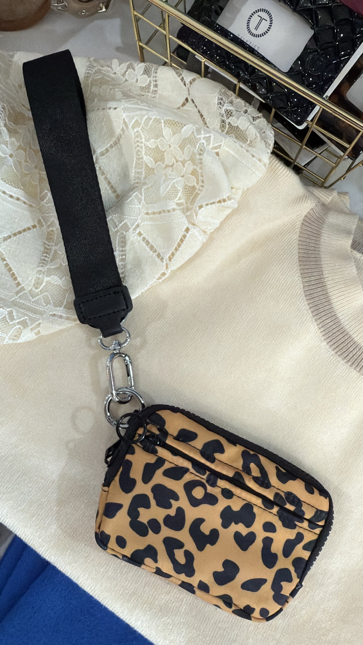 Wristlet (2 colors)