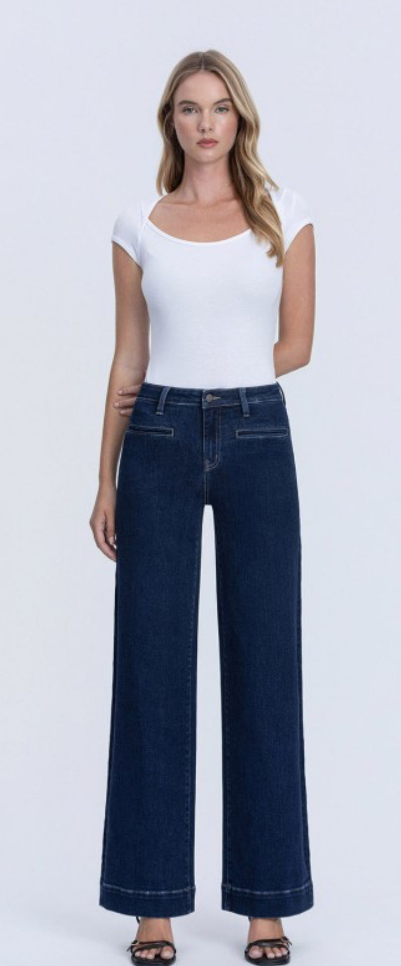 HIGH RISE- wide leg JEANS