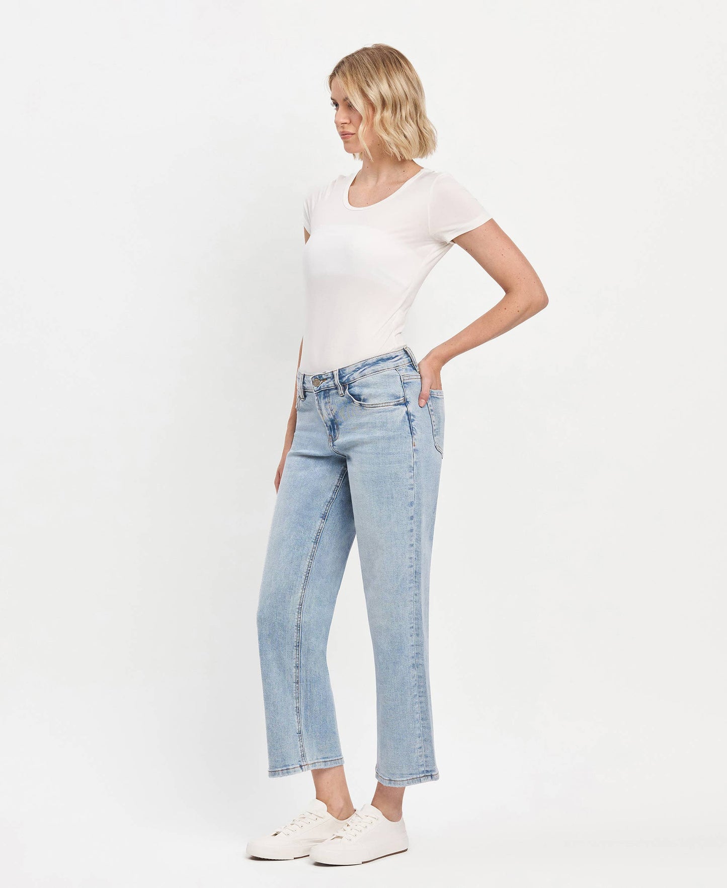 MID RISE DAD JEANS