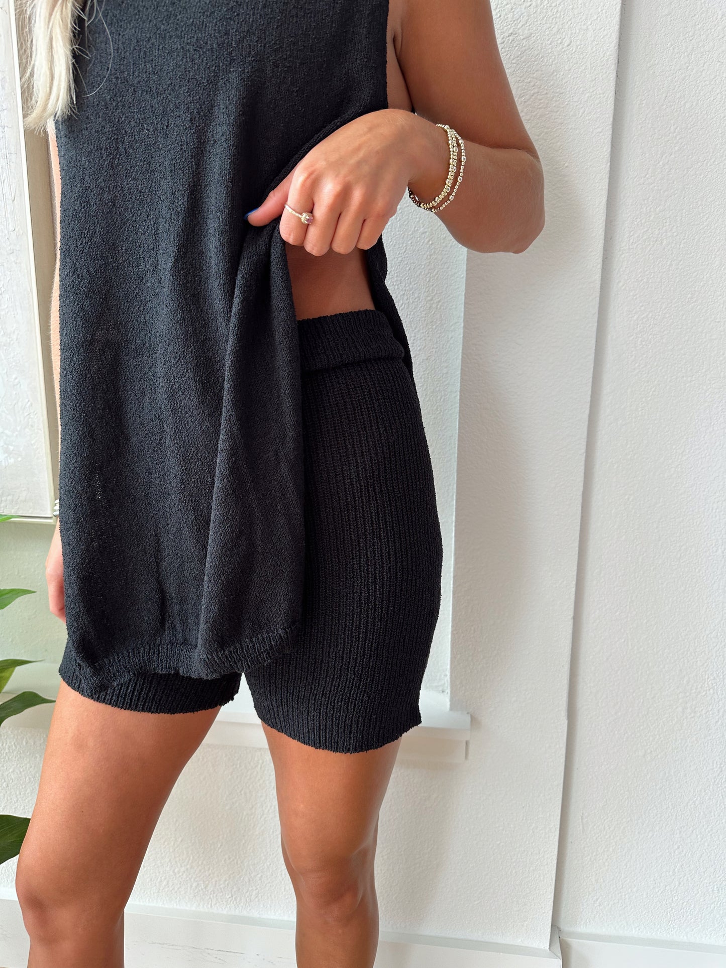 Knitted short set (2 colors)