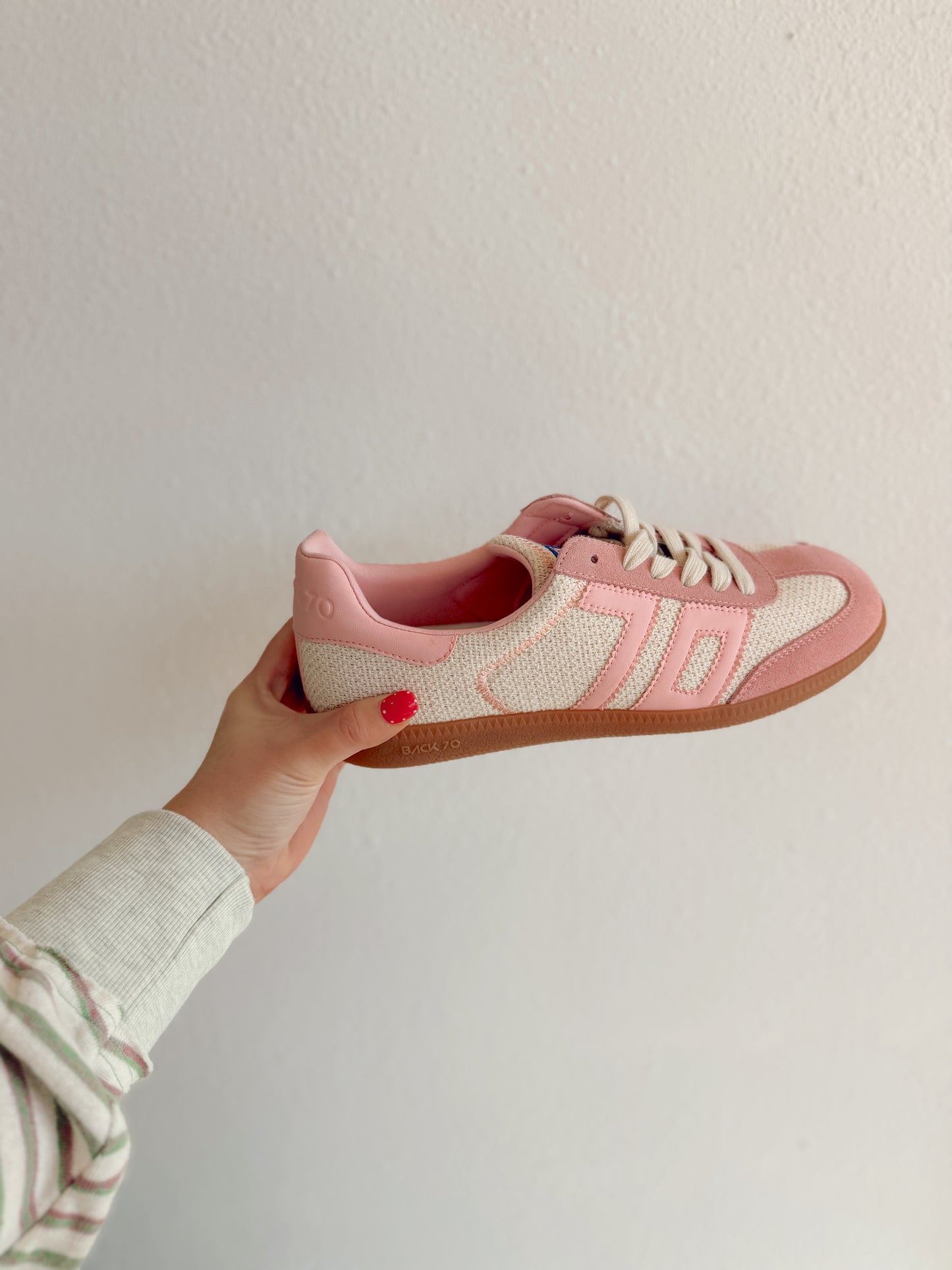 Back70- light pink cloud sneaker