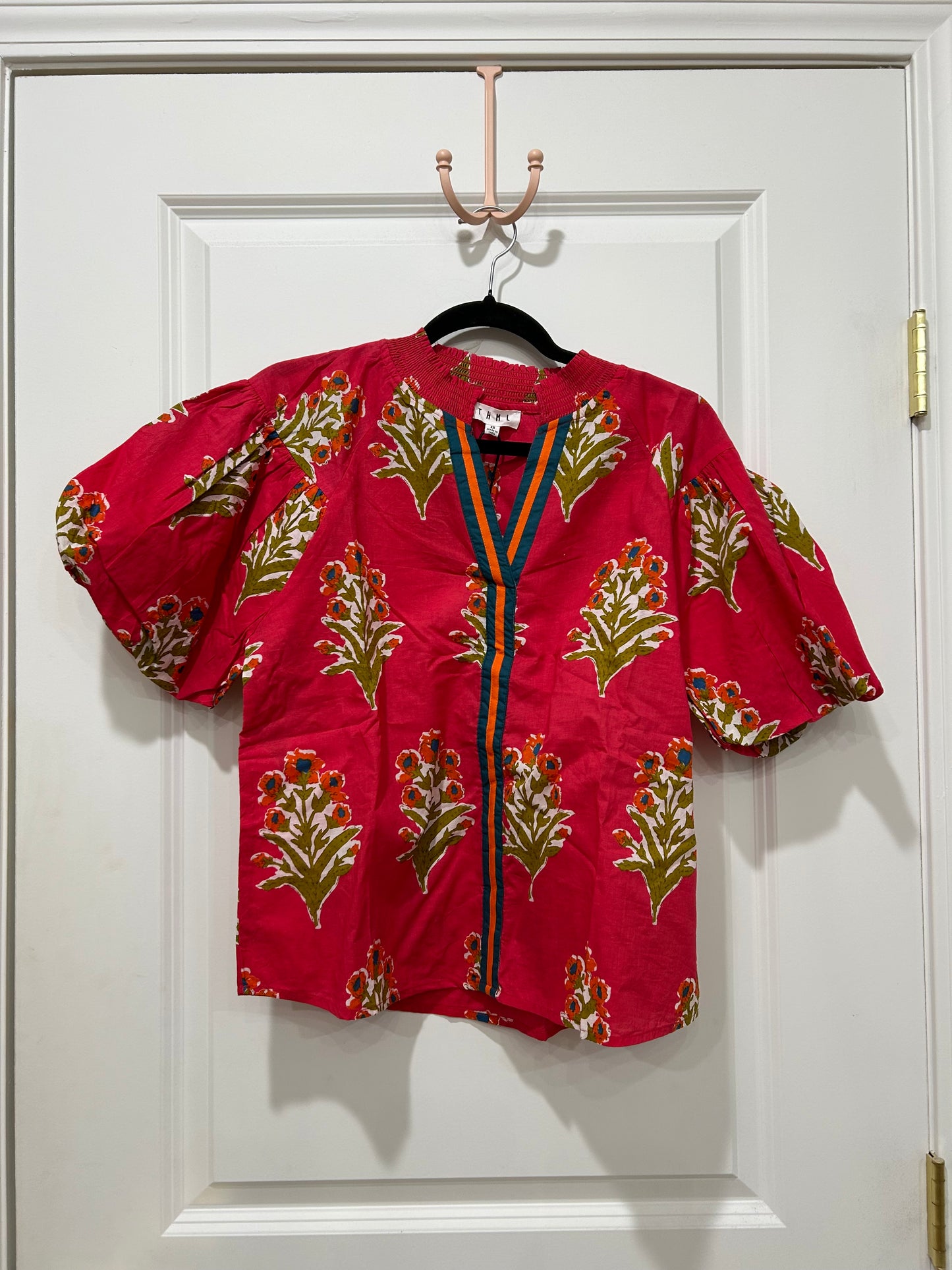 puff sleeve floral detail top