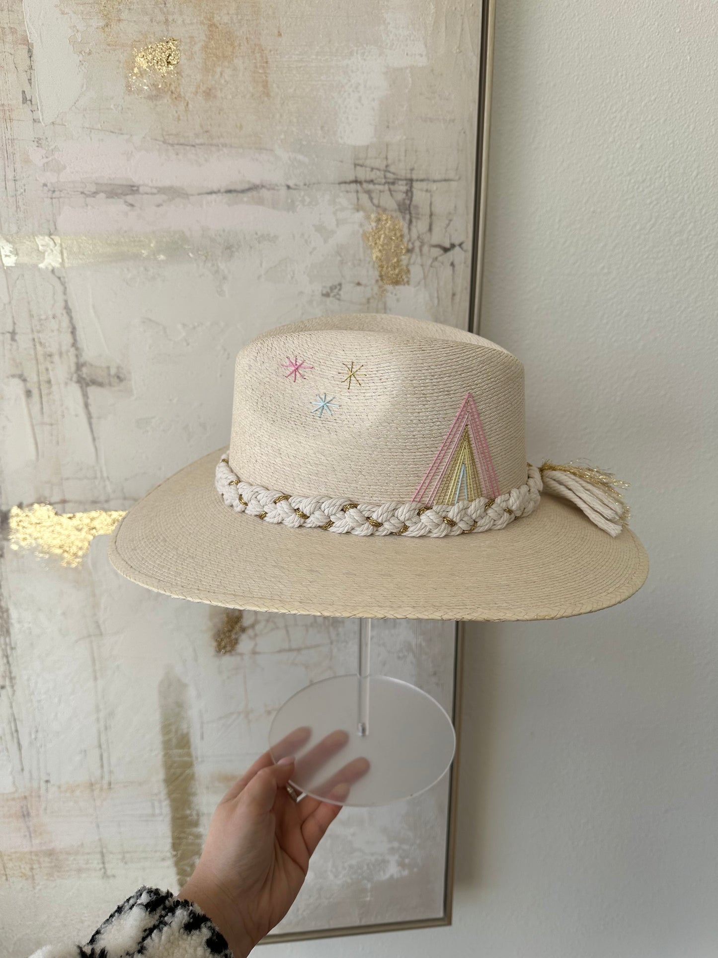 BALDIZ- burst w/triangle crown hat