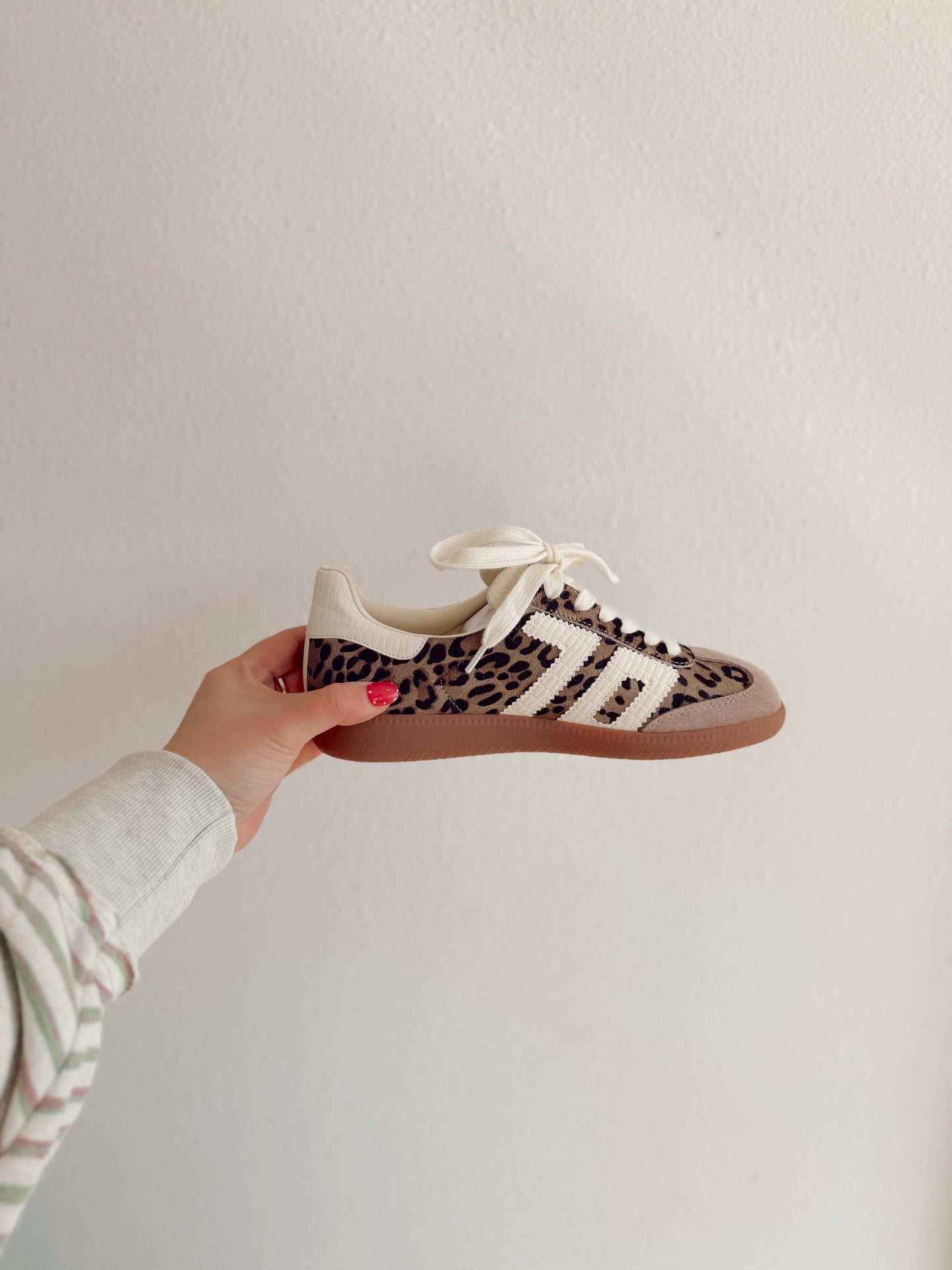 Cloud P leopard taupe milk BACK70