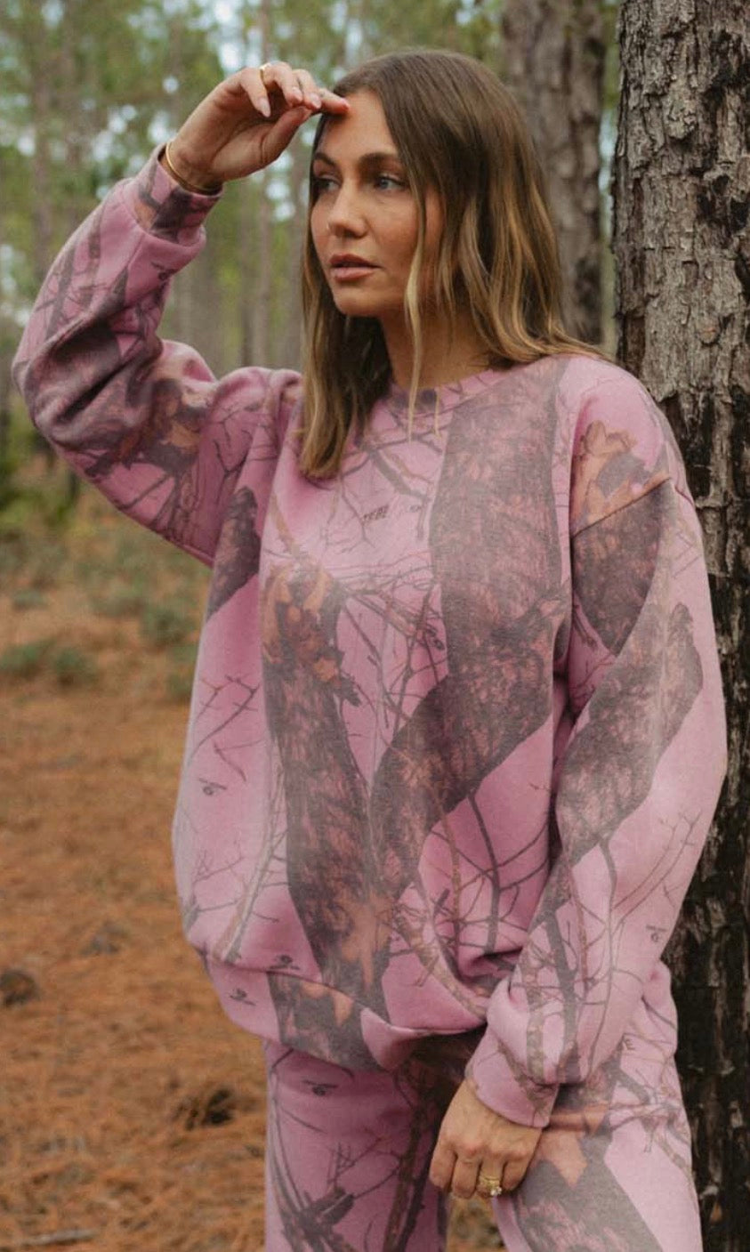 Base Camp Butter crew - pink break up® TRIBE KELLEY