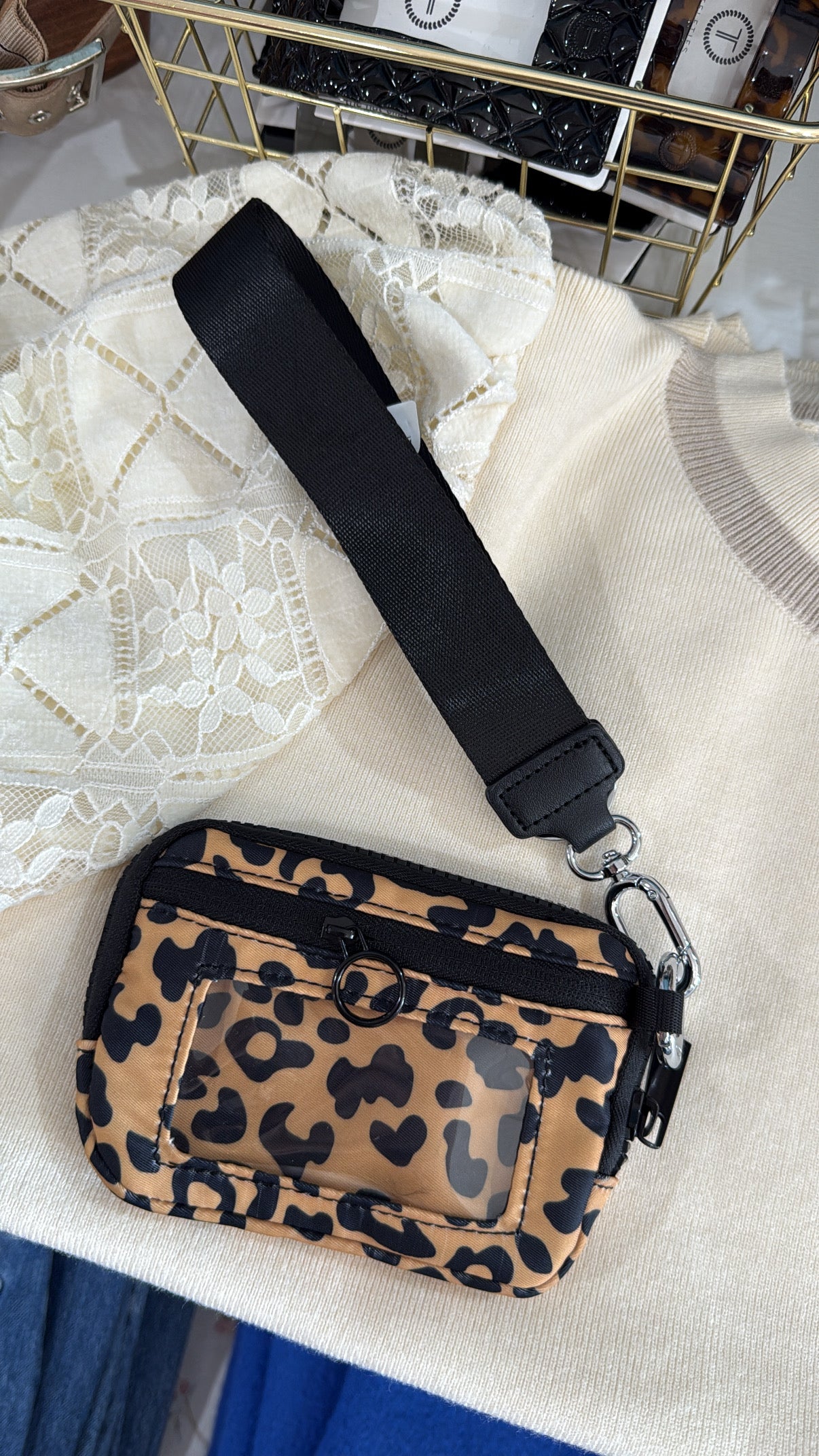 Wristlet (2 colors)