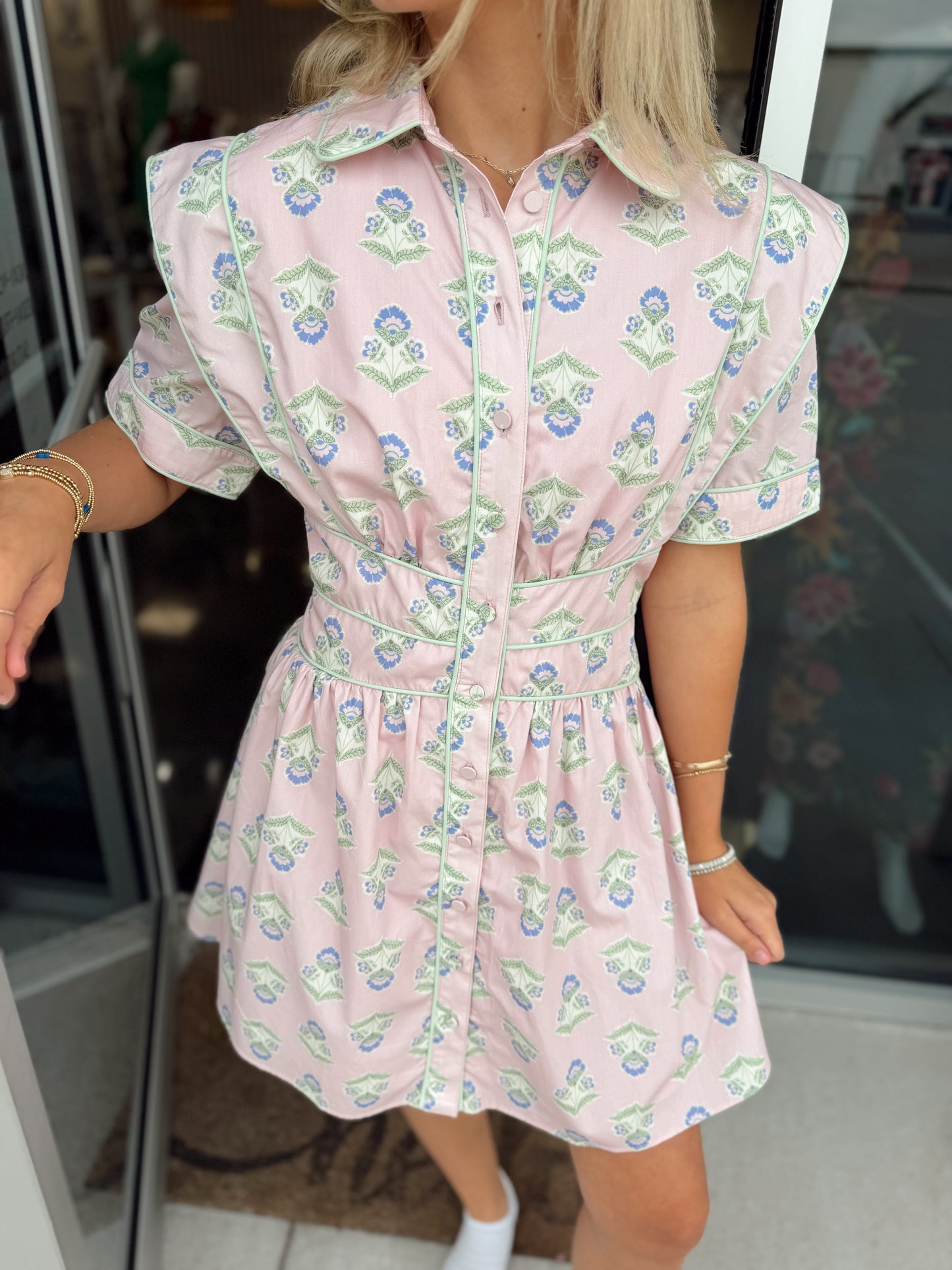FRENCH FLORAL SHIRT DRESS W/
- Karlie