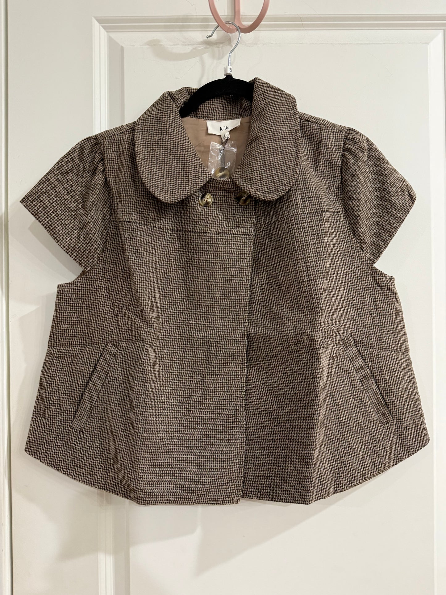 Peter Pan collar houndstooth top