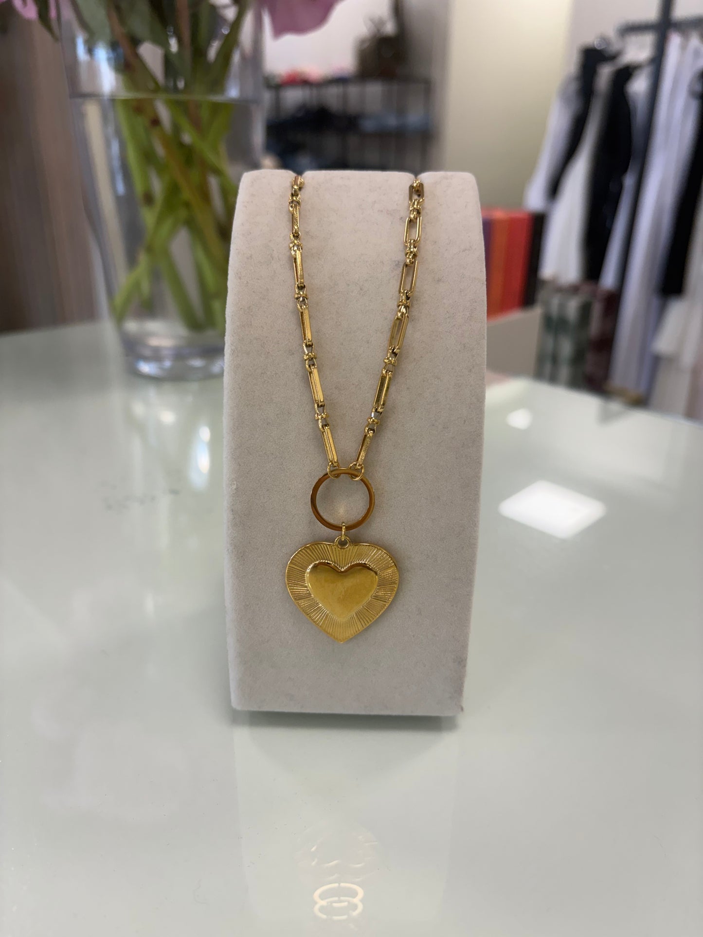 gold heart chain necklace