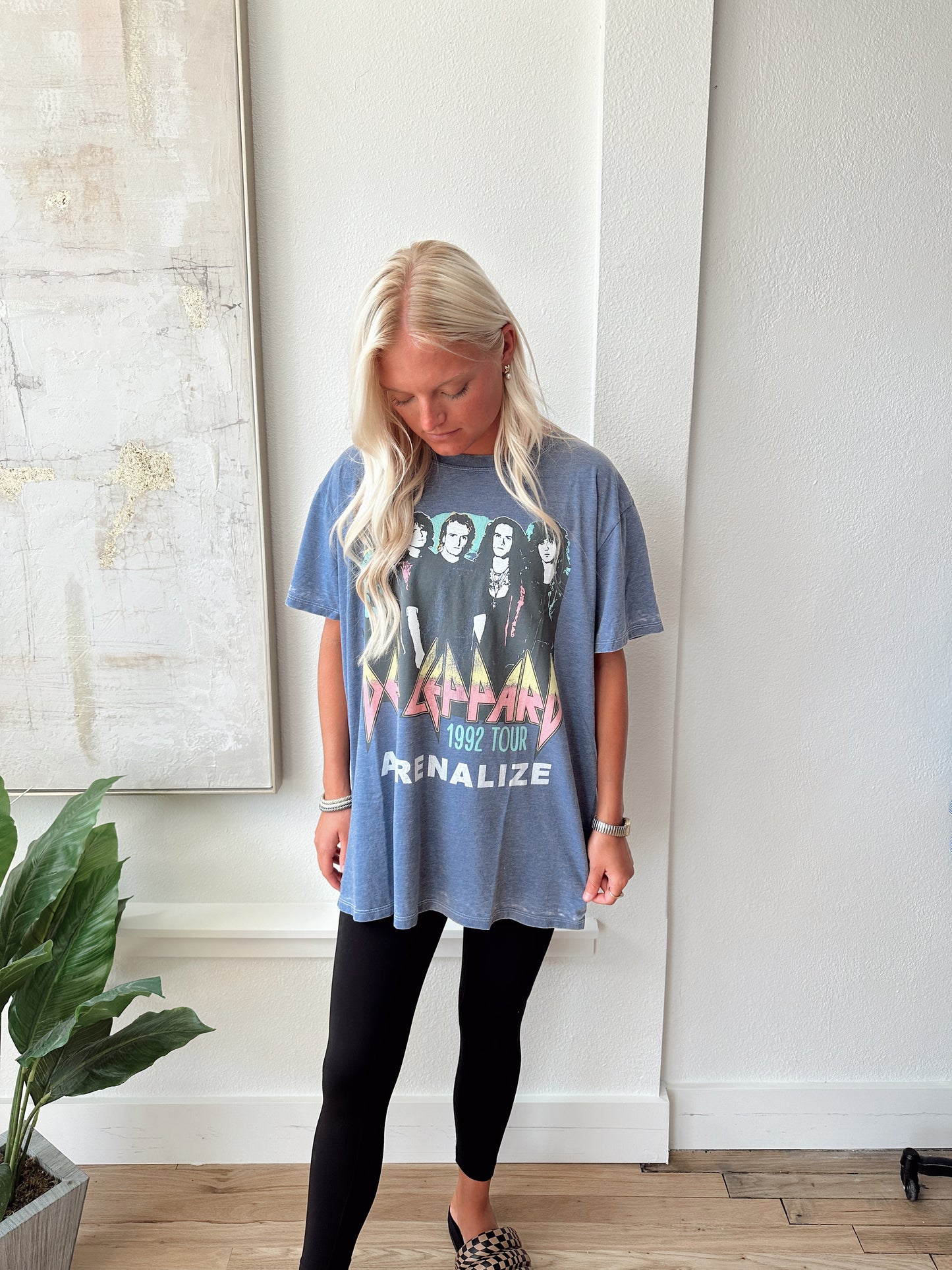 Def Leppard One Size Vintage Blue graphic tee RECYCLED KARMA