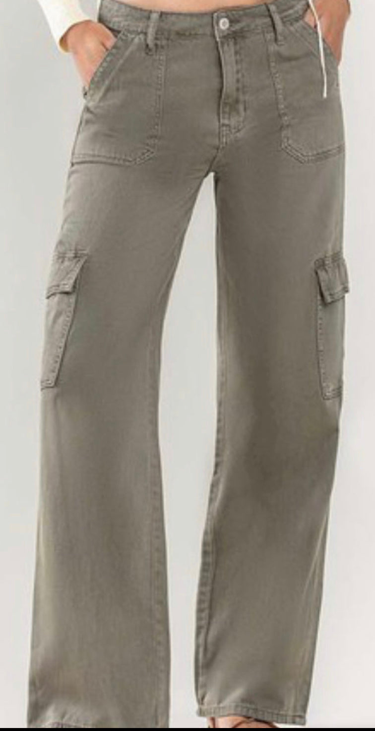 Willow Cargo Jean - olive