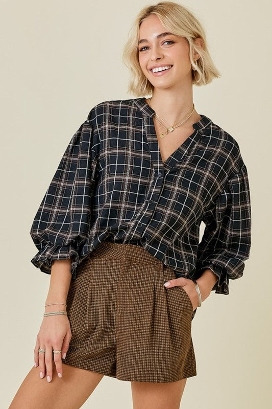 Plaid bubble hem button down top (2 colors)