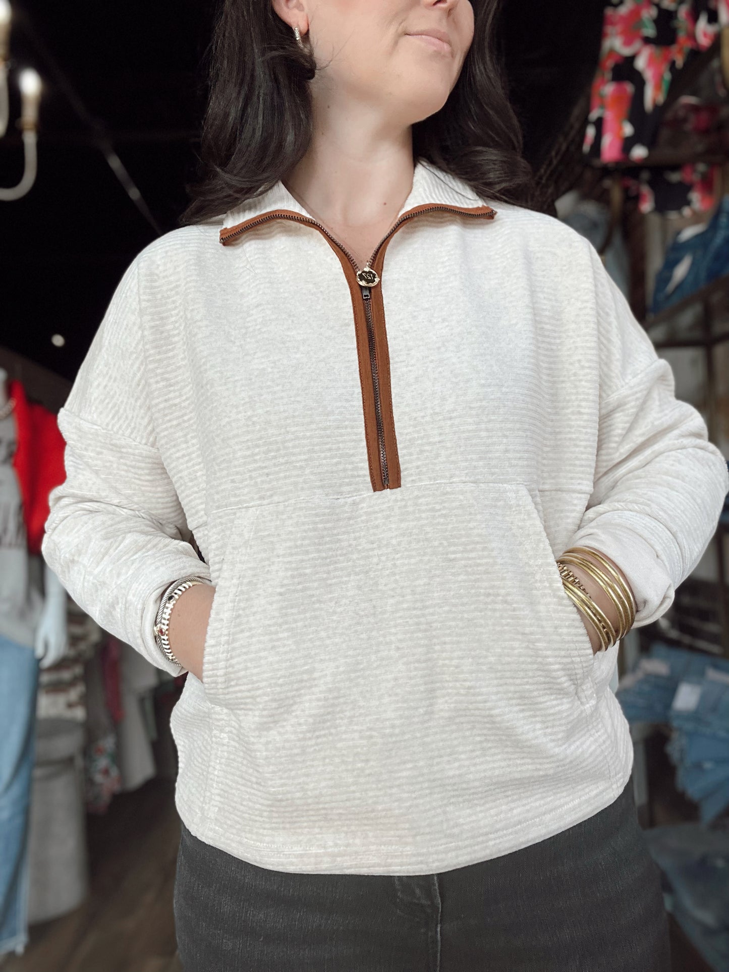 Beezie Pullover