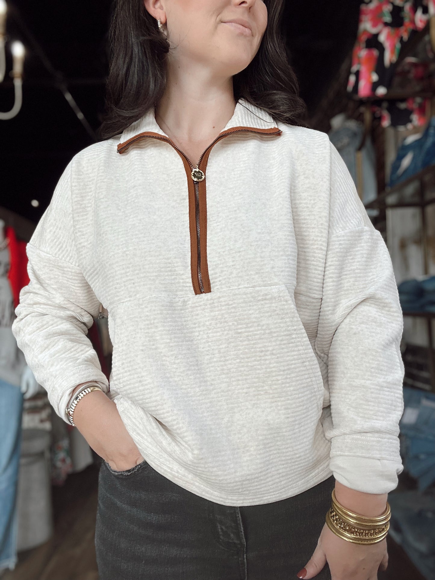 Beezie Pullover