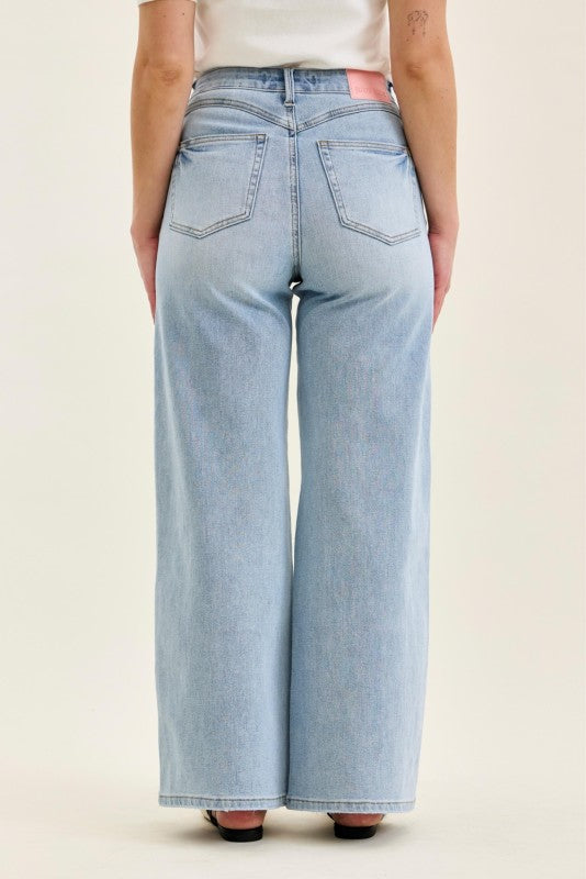 HW Petite Retro Wide JUDY BLUE jean