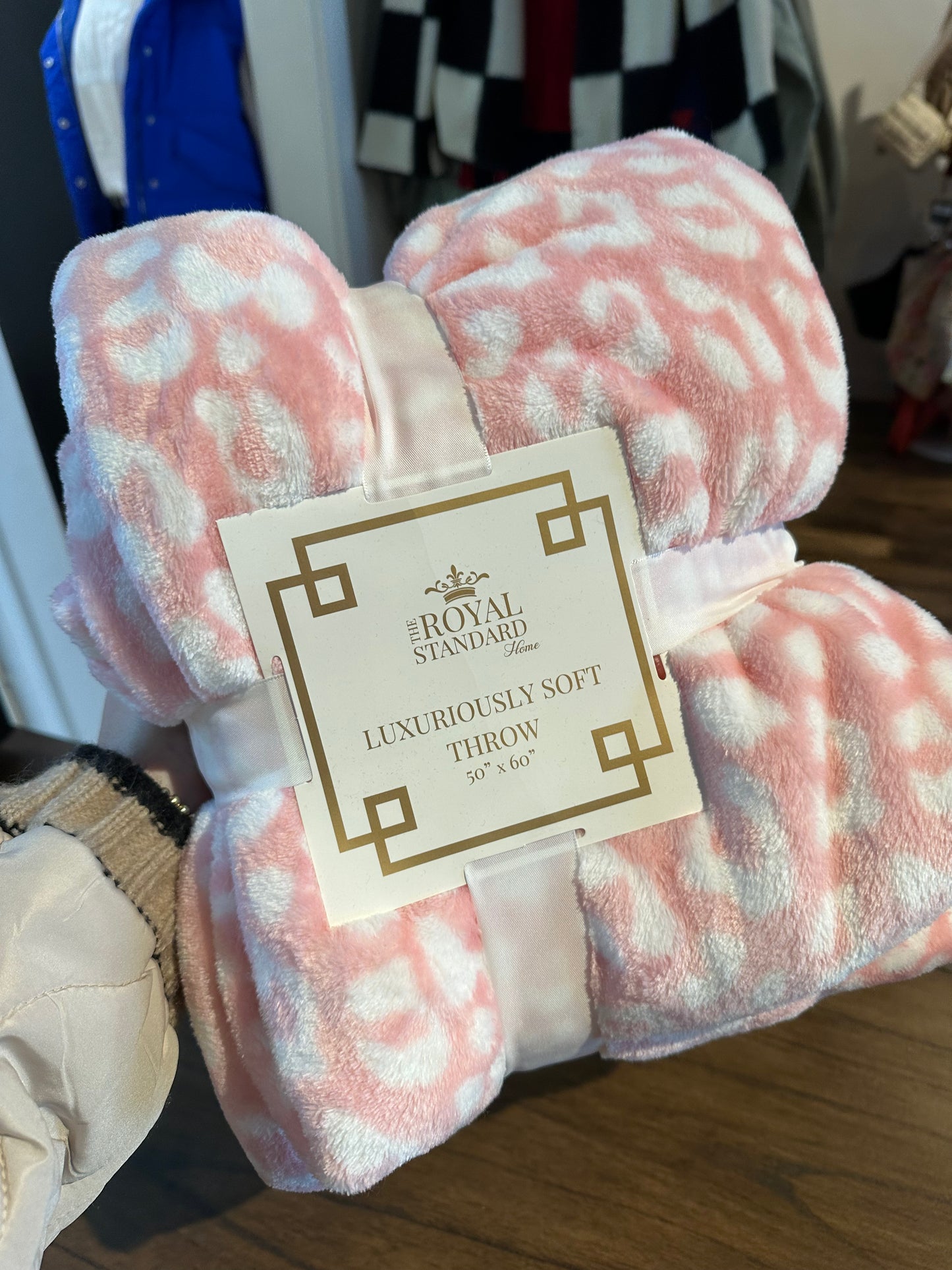 Royal leopard blanket-pink