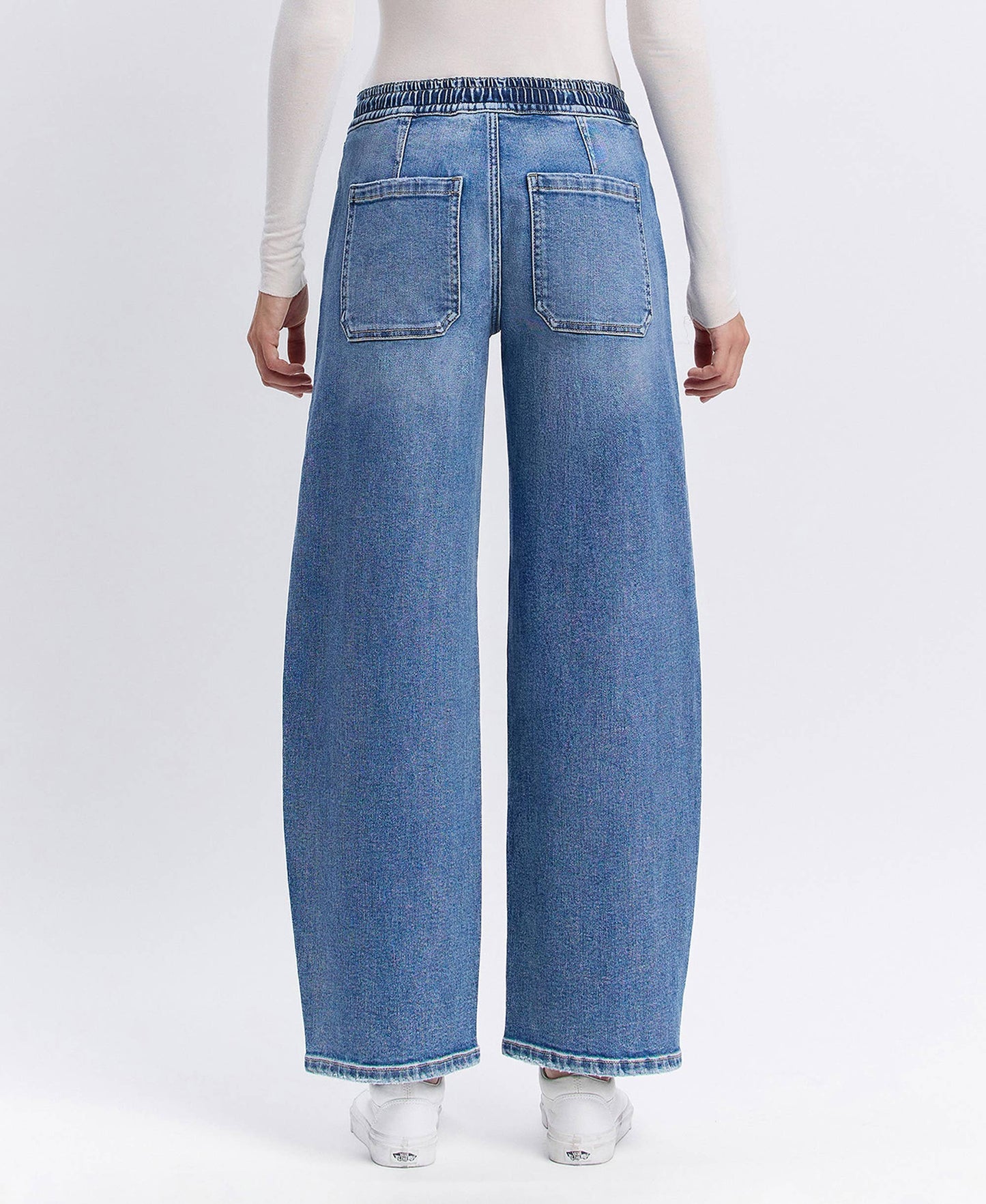 HIGH RISE ELASTIC WAISTBAND WIDE BARREL JEANS
