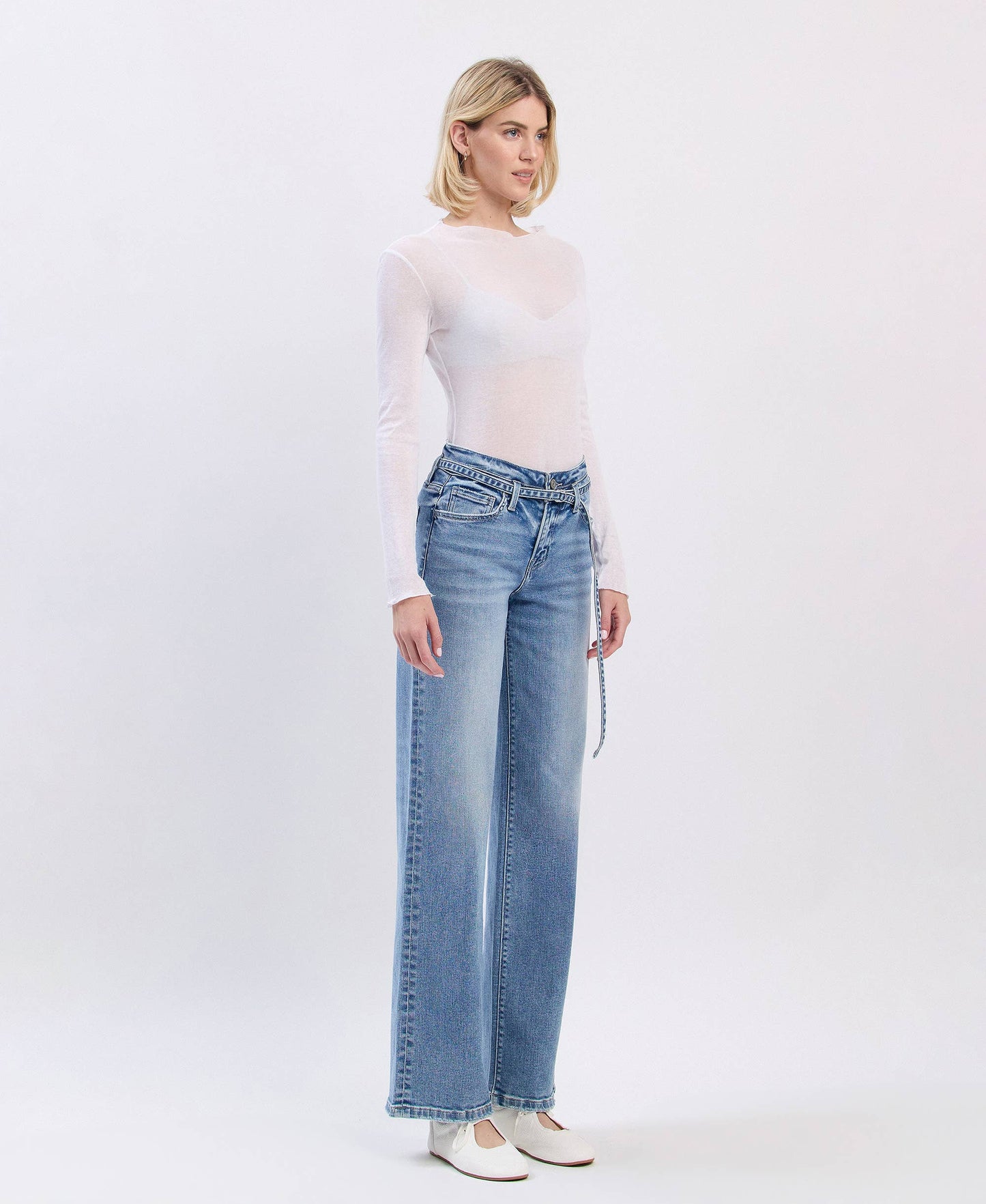 HIGH RISE SELF BELT WIDE JEANS Lucid