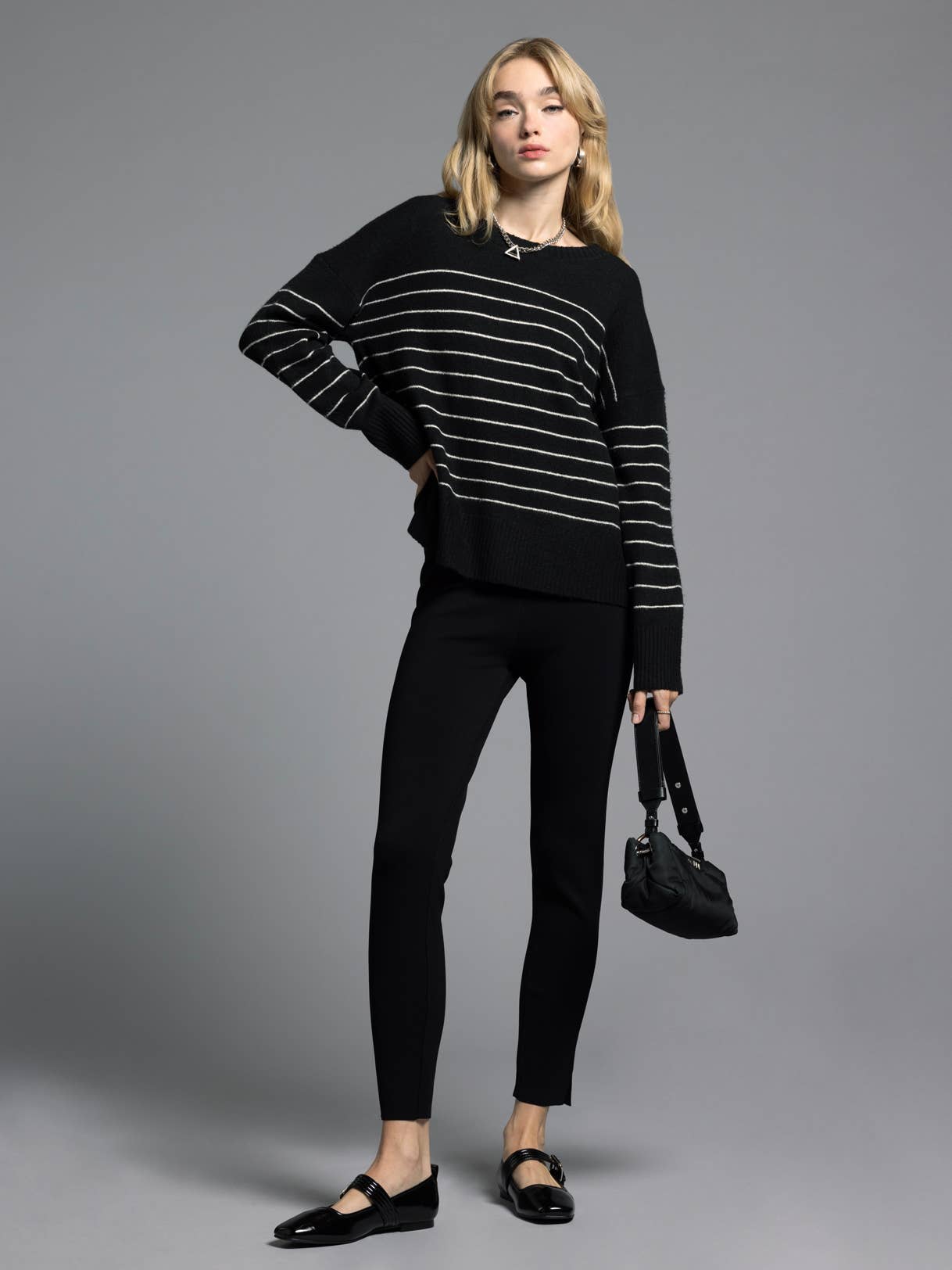 Crewneck Striped Sweater - KISHA SWEATER