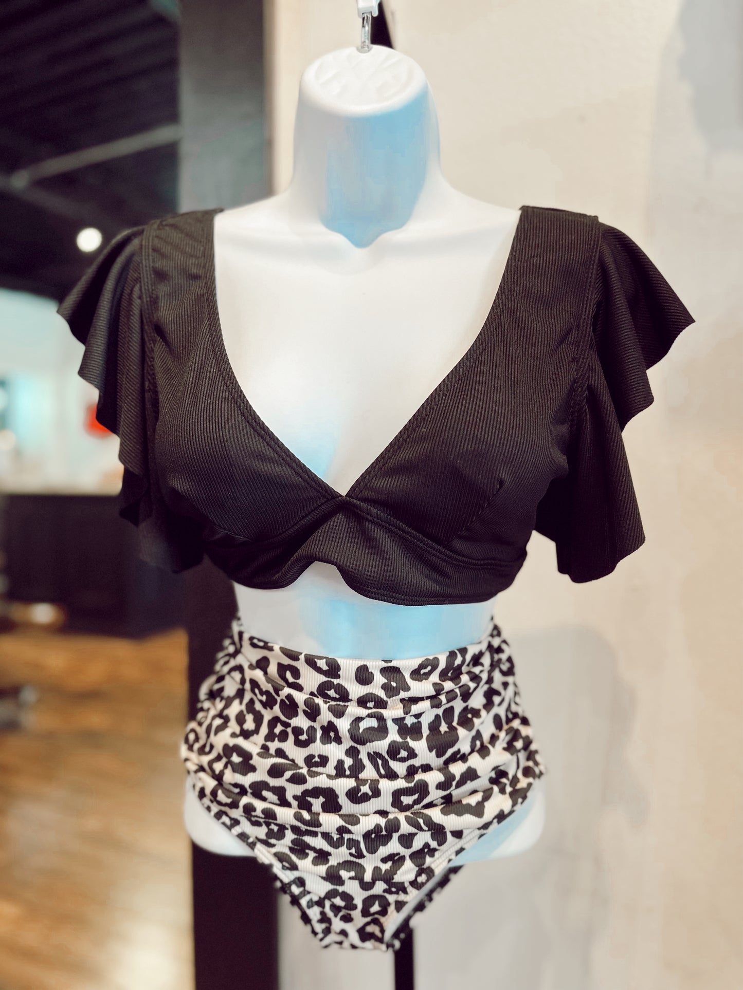 Leopard bikini
