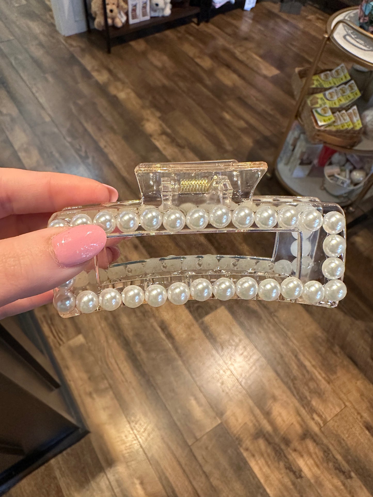 Pearl clip large
