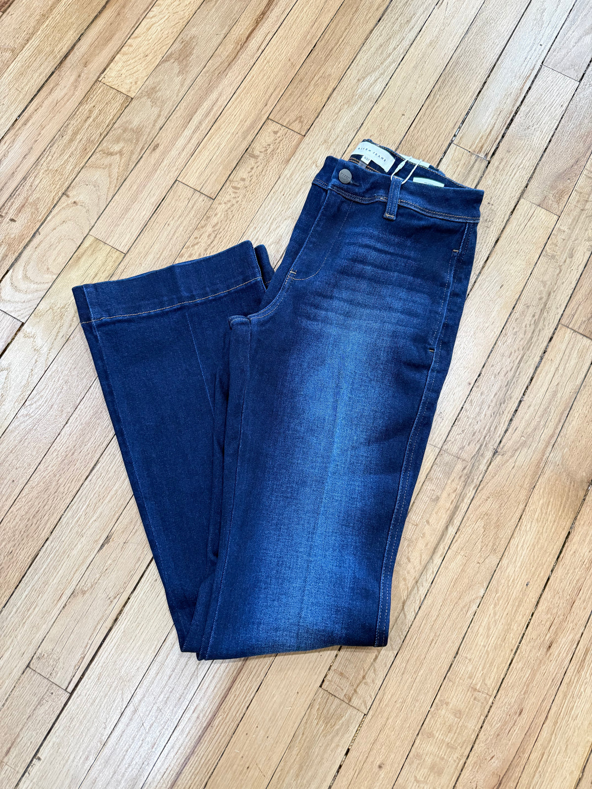 Dark Mid rise bootcut jeans