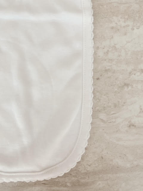 Baby Bib w/Scallop Trim