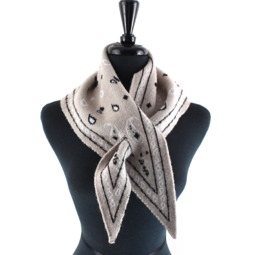 S26324 Pull-Through Polyester Triangle Scarf