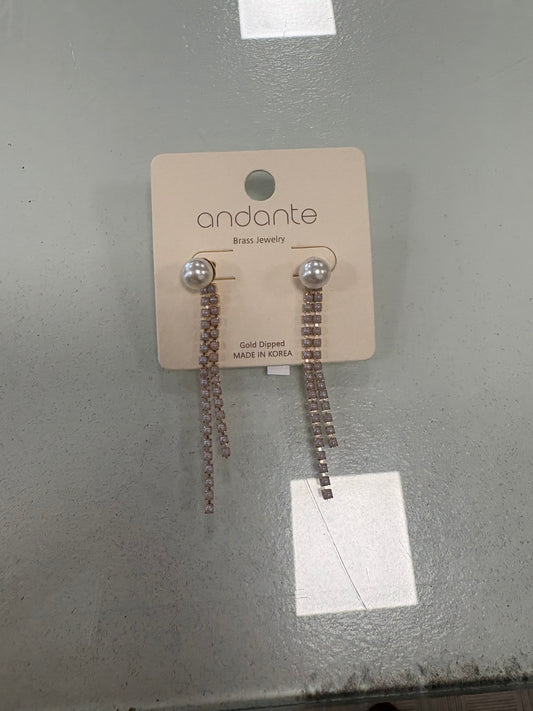 Pearl Dangle Earrings