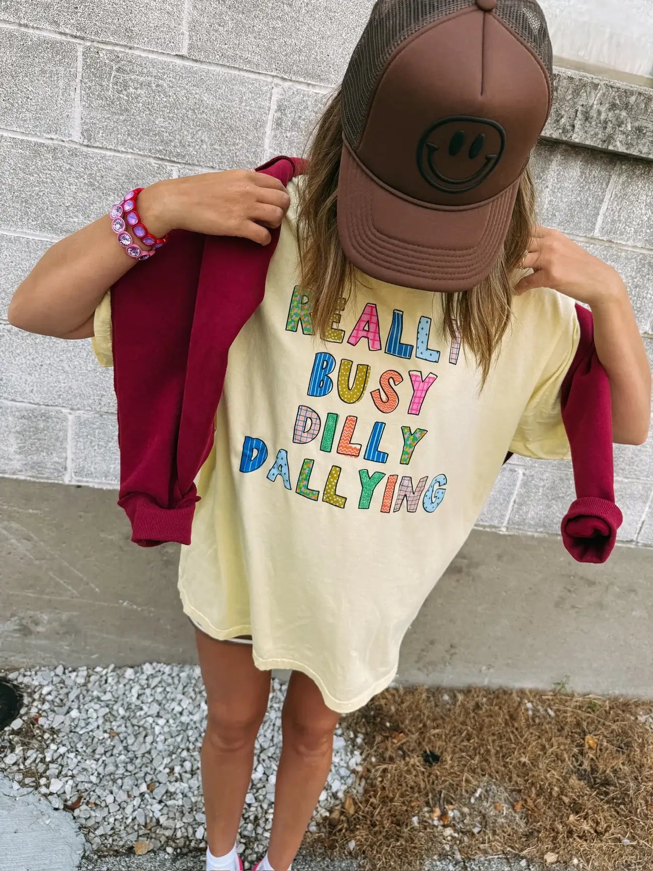 Dilly dallying graphic tee - butter yellow