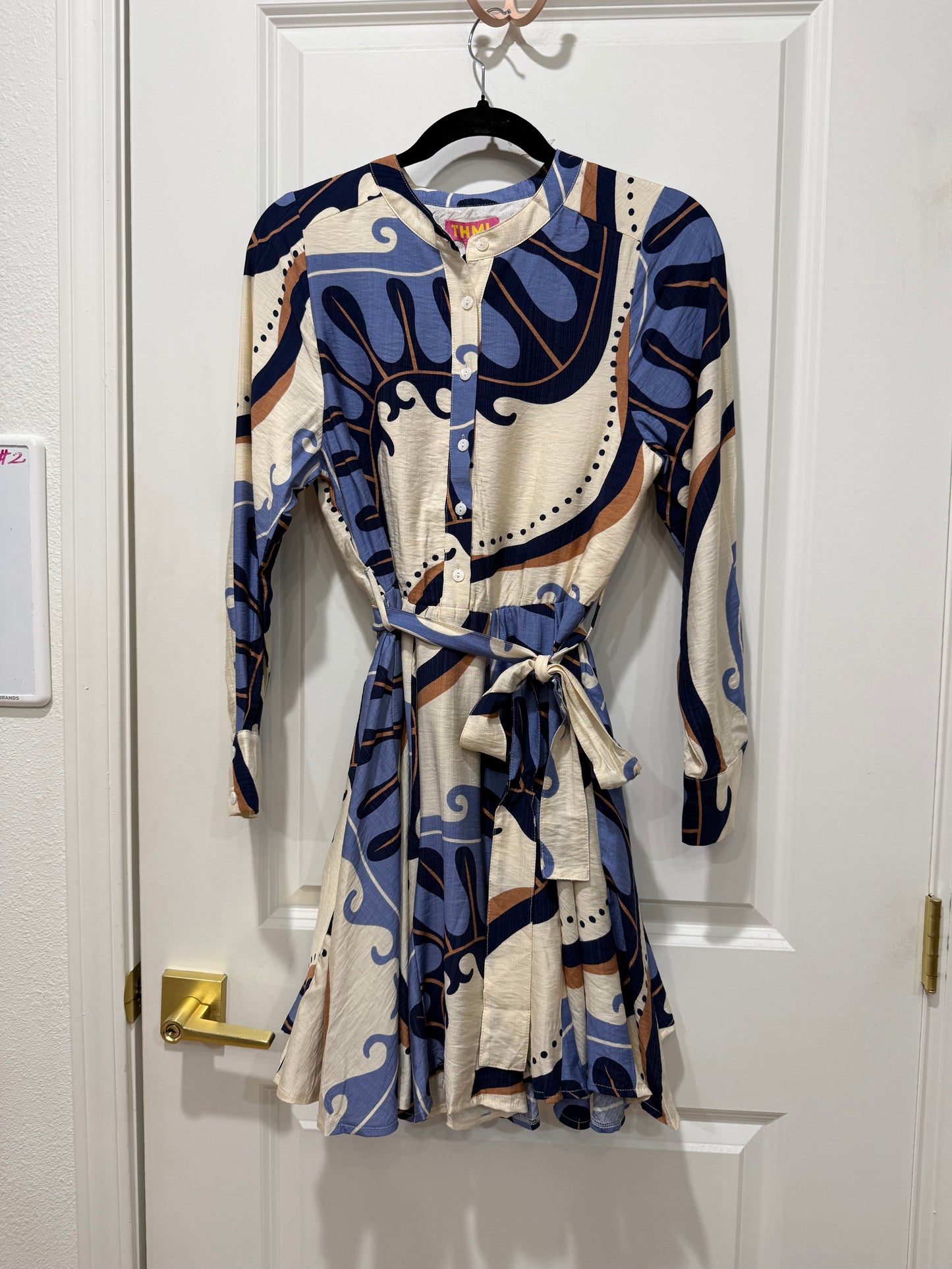 Long sleeve abstract pattern dress