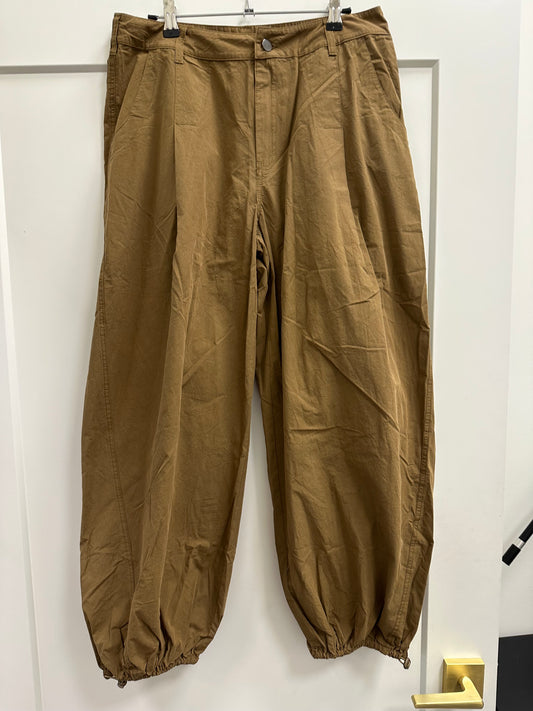 Dark Khaki Balloon Jogger