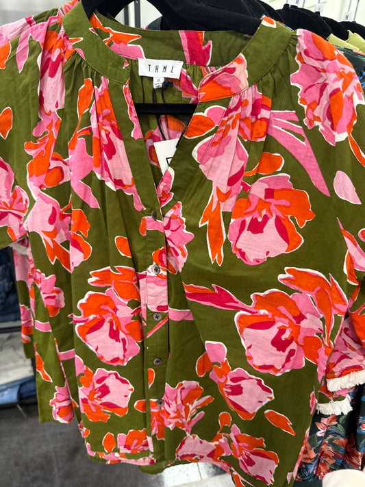 Addie short sleeve flower top