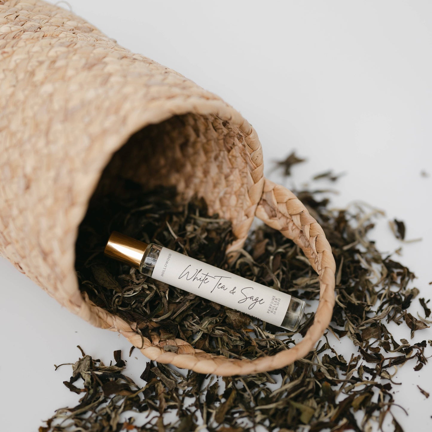 WHITE TEA & SAGE | PERFUME ROLLER