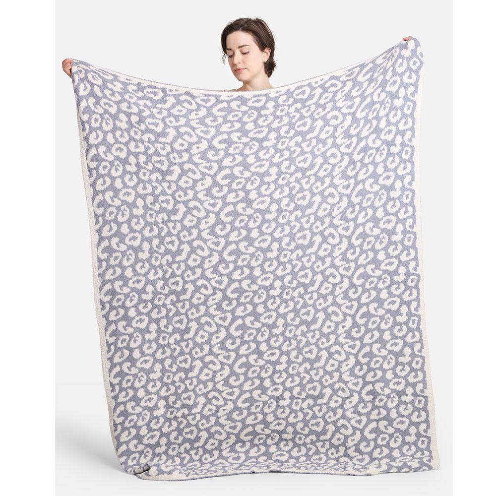 Leopard Patterned Reversible Throw Blanket