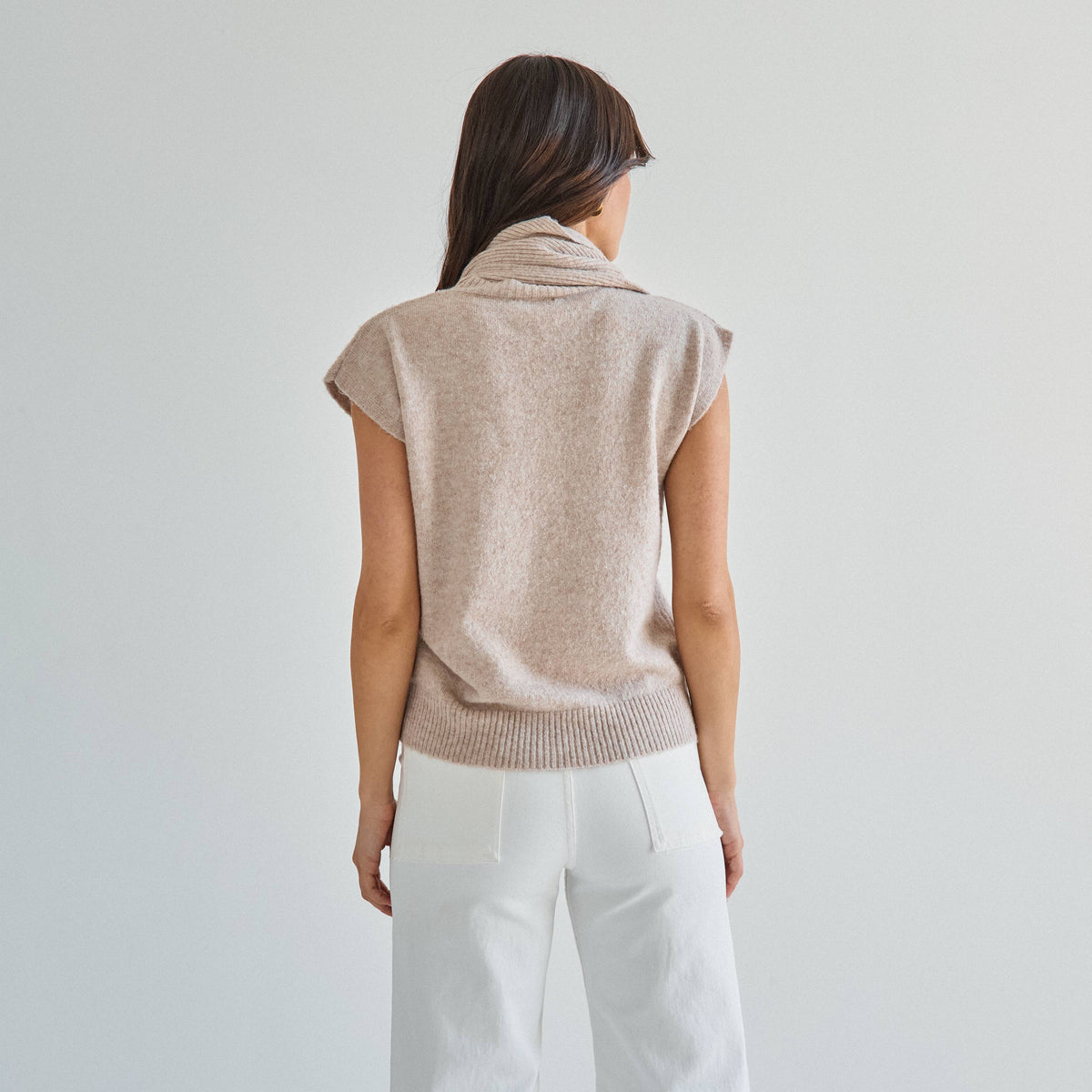 AT3382 Scarf sweater
