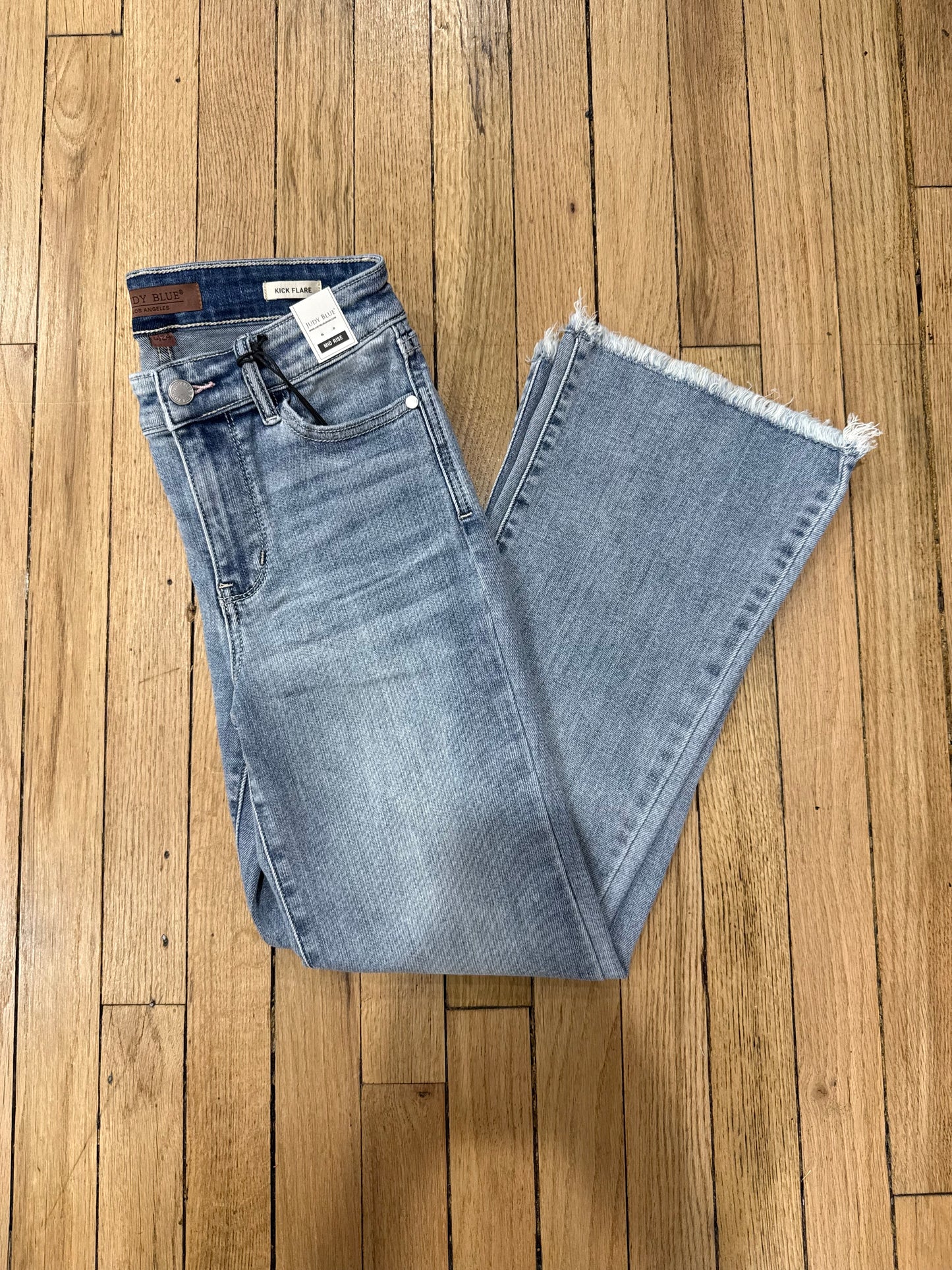 MR Kick Flare w/ Frayed Hem - Judy Blue