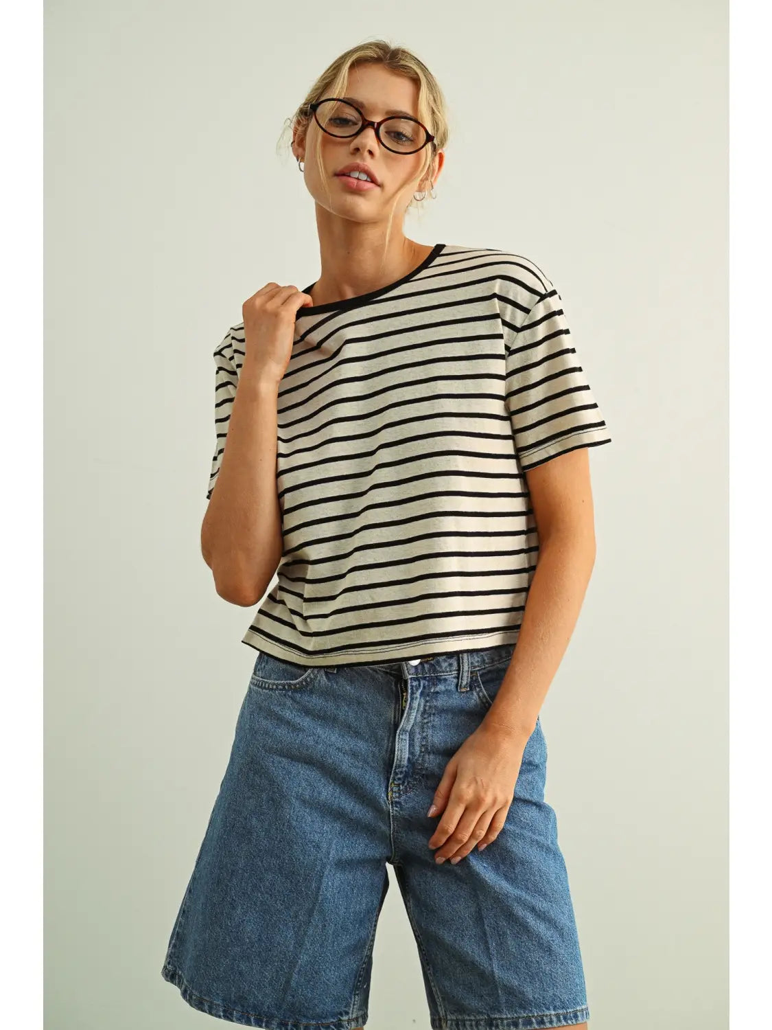 essential stripe tee black