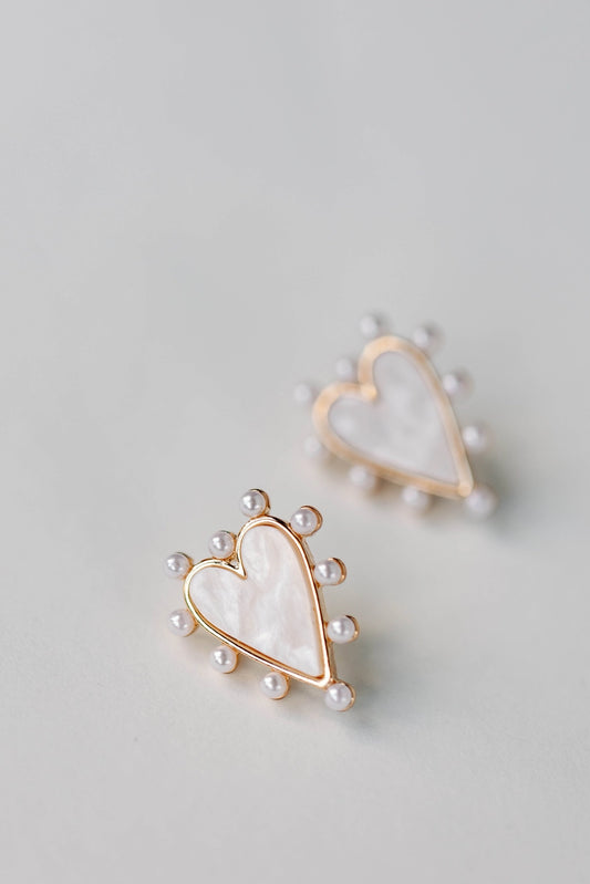 Pink pearl heart earring stud