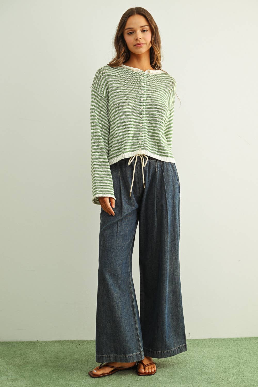 STRAIGHT WIDE LEG WITH ELASTIC PANTS
