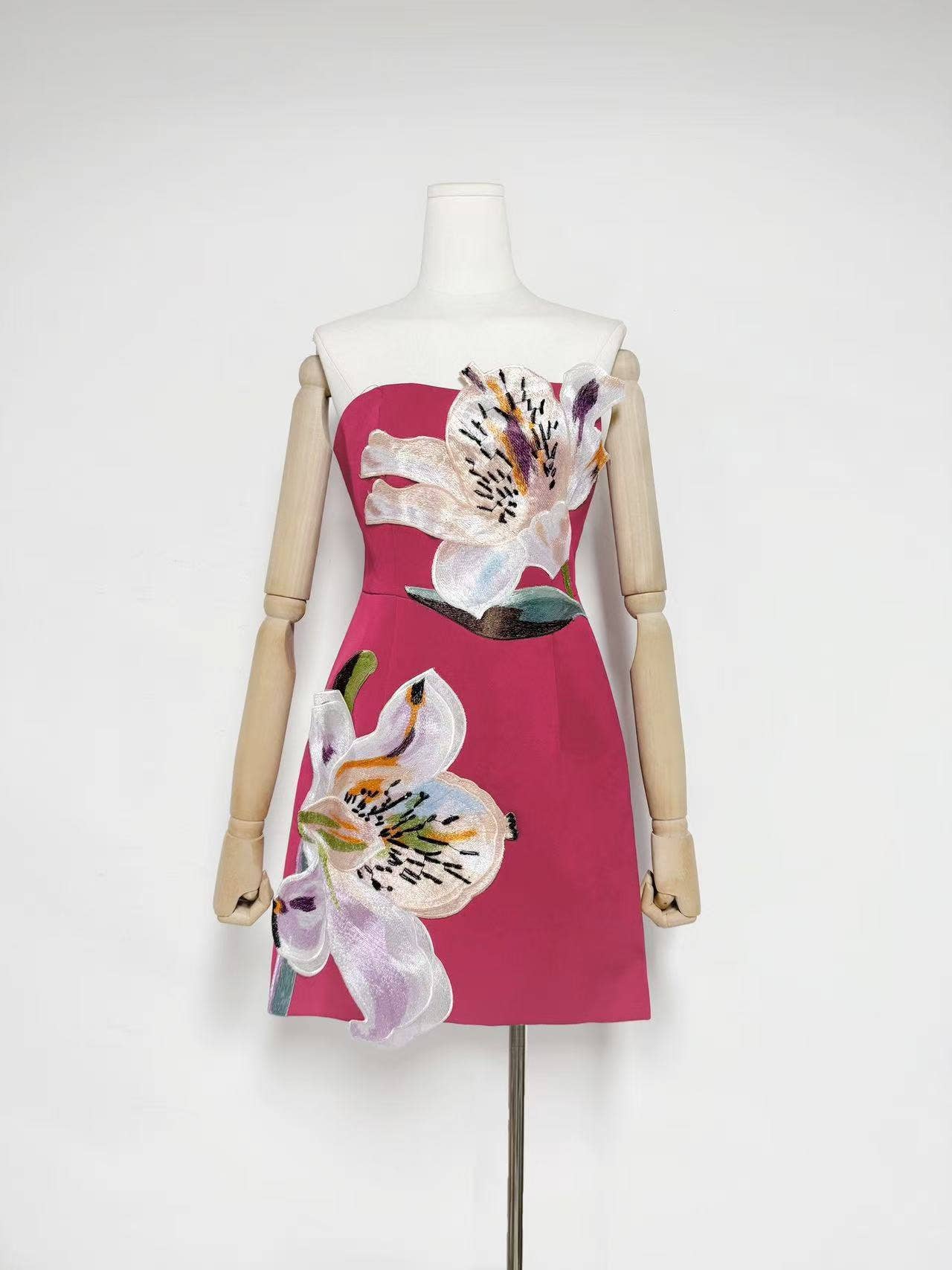 DR840Y Women’s Strapless Dress with 3D Floral Beaded Detail
